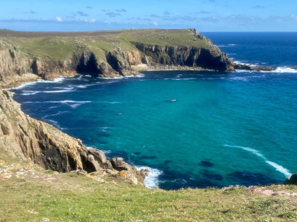 2 Bedroom Cottage Sleeps 4, With Pool Use, Sennen Exterior photo